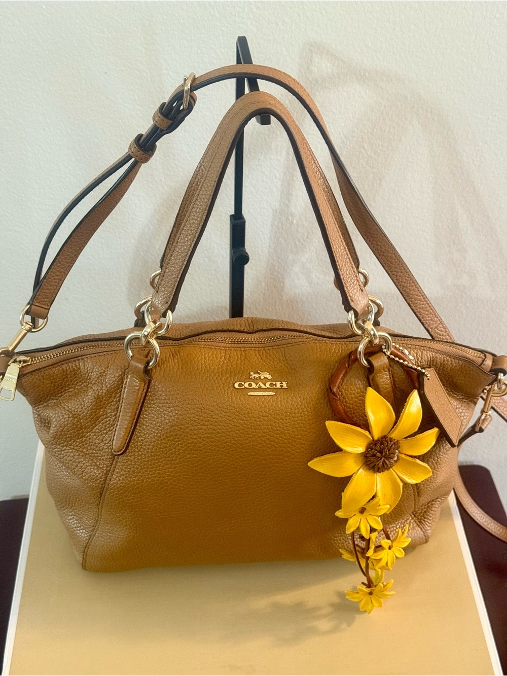 ⭐️Coach Charlie Carryall F28993 • Sought‑After Pebbled Power Tote
